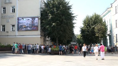 За перший тиждень липня у житомирському ЦНАПі понад 3 500 військовозобов'язаних оновили свої дані За перший тиждень липня у житомирському ЦНАПі понад 3 500 військовозобов'язаних оновили свої дані
