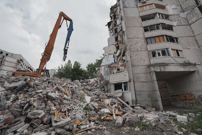 Зносять будинок на вулиці Наталії Ужвій у Харкові