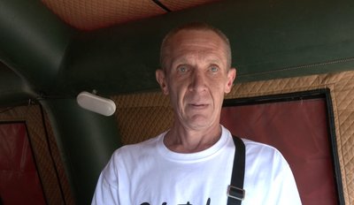 Жителі багатоквартирного будинку у Луцьку, який зазнав ранкової атаки РФ, показали наслідки удару Жителі багатоквартирного будинку у Луцьку, який зазнав ранкової атаки РФ, показали наслідки удару