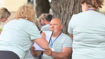 "Родина — перший рубіж адаптації у цивільному житті": на Вінничччині проводять ретрит для ветеранських пар "Родина — перший рубіж адаптації у цивільному житті": на Вінничччині проводять ретрит для ветеранських пар