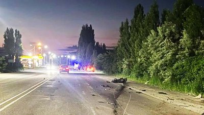 У Камʼянці-Подільському поліцейські зʼясовують обставини ДТП, у якій загинув 18-річний мотоцикліст, 25 червня 2026 року, Хмельниччина
