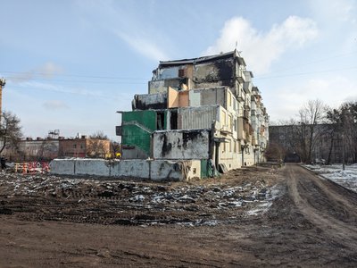 Ремонт будинків на вулиці Баленка після обстрілу: провальні тендери у Полтаві і досвід інших міст Ремонт будинків на вулиці Баленка після обстрілу: провальні тендери у Полтаві і досвід інших міст