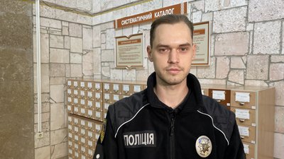 У Миколаєві навчали літніх людей основам кібербезпеки в інтернеті У Миколаєві навчали літніх людей основам кібербезпеки в інтернеті