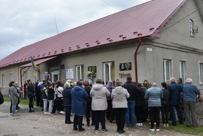 Меморіальна дошка, Тарас Бурачок, військовий, ЗСУ Меморіальна дошка, Тарас Бурачок, військовий, ЗСУ