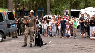 На Вінниччині родини маріупольців відновлюються у таборі "Я Маріуполь. Родина": як проходить відпочинок На Вінниччині родини маріупольців відновлюються у таборі "Я Маріуполь. Родина": як проходить відпочинок