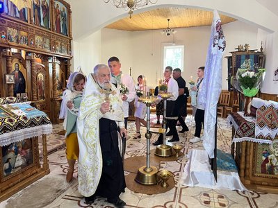 "УПЦ — це помилка": історія священника з Буковини, який у 78 років перейшов до ПЦУ "УПЦ — це помилка": історія священника з Буковини, який у 78 років перейшов до ПЦУ