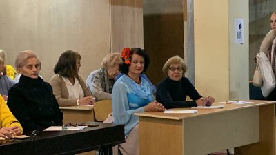 Жителі Дніпра з укриттів долучились до написання радіодиктанту