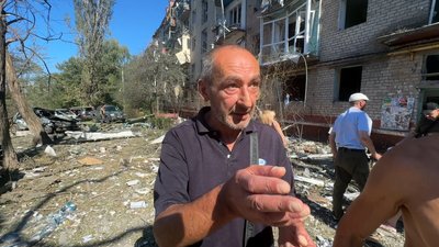 «Моє щастя, що з горла вилетів уламок»: жителі Краматорська про авіаудар «Моє щастя, що з горла вилетів уламок»: жителі Краматорська про авіаудар
