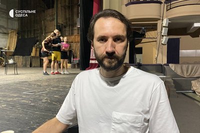 "Привіт, монстре!": італійська класика вперше на українській сцені. "Привіт, монстре!": італійська класика вперше на українській сцені.