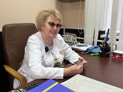 «Кажуть: "Добрий день"- і я вже чую, що це ковід». На Сумщині зростає захворюваність на коронавірус