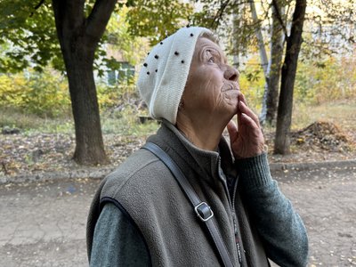 «Коли тиша, воно насторожує». День жалоби у Краматорську після авіаудару: як живе місто «Коли тиша, воно насторожує». День жалоби у Краматорську після авіаудару: як живе місто