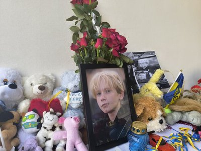 З початку повномасштабної війни на Дніпропетровщині через удари РФ загинули 40 дітей: згадуємо найтрагічніші атаки З початку повномасштабної війни на Дніпропетровщині через удари РФ загинули 40 дітей: згадуємо найтрагічніші атаки