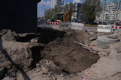 Частина Дніпра та області лишилися без води через аварію на водогоні: що кажуть місцеві та відповідальні служби Частина Дніпра та області лишилися без води через аварію на водогоні: що кажуть місцеві та відповідальні служби