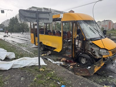Чотири людини загинули. РФ завдала удару трьома КАБами по цивільній інфраструктурі Сум Чотири людини загинули. РФ завдала удару трьома КАБами по цивільній інфраструктурі Сум