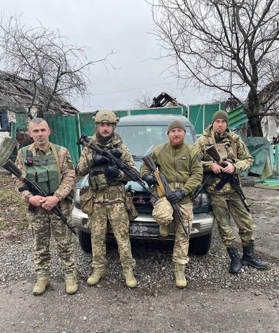 Стала командиркою відділення, робить багі на фронт і лікується, щоб повернутися в ЗСУ. Як буковинці наближають перемогу Стала командиркою відділення, робить багі на фронт і лікується, щоб повернутися в ЗСУ. Як буковинці наближають перемогу