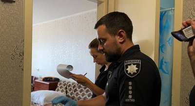 21-річного черкащанина підозрюють у тому, що він убив свою бабусю через мобільний телефон 21-річного черкащанина підозрюють у тому, що він убив свою бабусю через мобільний телефон