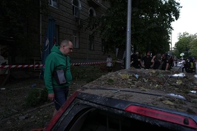 Росіяни завдали удару по центру Харкова 25 травня: пошкоджена машина Росіяни завдали удару по центру Харкова 25 травня: пошкоджена машина