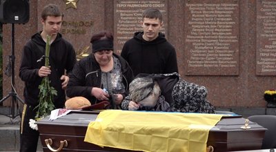 Загинули, захищаючи Україну: в Черкасах віддали останню шану двом захисникам Загинули, захищаючи Україну: в Черкасах віддали останню шану двом захисникам