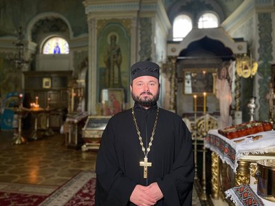 “Сподівався, що дії Кіріла засудять”: як отець Василій перейшов з УПЦ МП до ПЦУ в Чернівцях “Сподівався, що дії Кіріла засудять”: як отець Василій перейшов з УПЦ МП до ПЦУ в Чернівцях