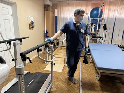 20 років невідкладної допомоги та реабілітації: як у Херсоні працює міський інсультний центр