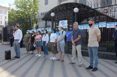 "Ana-baba oğlunıñ qaytacağını bekleyler": sekiz sene evel işğal etilgen Qırımda Ervin İbrahimov ğayıp oldı "Ana-baba oğlunıñ qaytacağını bekleyler": sekiz sene evel işğal etilgen Qırımda Ervin İbrahimov ğayıp oldı