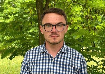У Дніпрі амброзію оброблятимуть хімікатами. Коли та чи безпечні такі методи? У Дніпрі амброзію оброблятимуть хімікатами. Коли та чи безпечні такі методи?