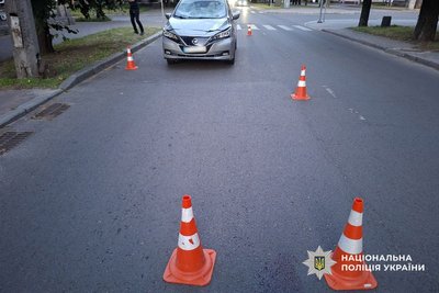 У Черкасах на пішохідному переході збили двох людей: їх госпіталізували