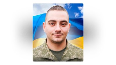 На Чернігівщині поховали військових Андрія Сільченка, Олександра Черненка На Чернігівщині поховали військових Андрія Сільченка, Олександра Черненка