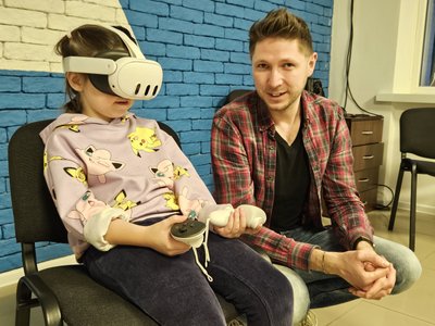 "За кожною річчю є своя історія": виставку з предметів херсонців під окупацією відкрили у Рівному "За кожною річчю є своя історія": виставку з предметів херсонців під окупацією відкрили у Рівному