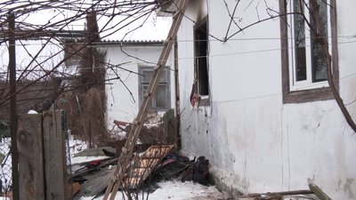 "Вийшли, бачимо — горить": що розповіла сусідка та рятувальник про смертельну пожежу на Рівненщині