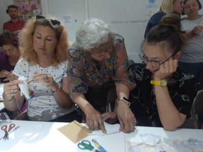 Лялька-мотанка у кримськотатарському стилі: у Львові провели майстер-клас Лялька-мотанка у кримськотатарському стилі: у Львові провели майстер-клас