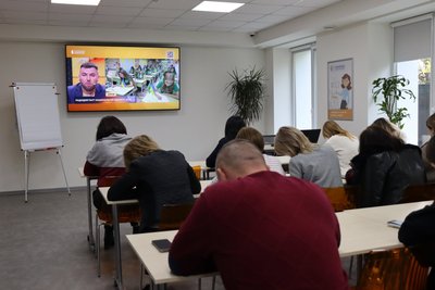 Працівники Харківської філії «Газмережі» пишуть Радіодиктант Працівники Харківської філії «Газмережі» пишуть Радіодиктант