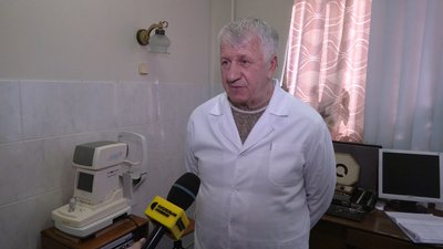 Операція очей на Чернігівщині: лікарі безплатно прооперували пенсіонерів з прикордоння Операція очей на Чернігівщині: лікарі безплатно прооперували пенсіонерів з прикордоння