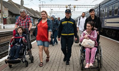 До Тернополя з Херсона прибули на реабілітацію майже 20 дітей, ДСНС, 16 червня 2026 До Тернополя з Херсона прибули на реабілітацію майже 20 дітей, ДСНС, 16 червня 2026