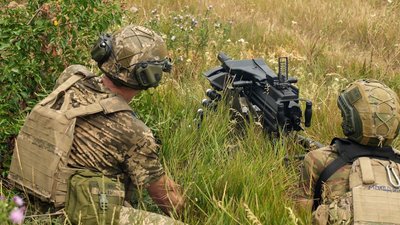 "Чітко тримаємо". Штурмова бригада "Чорний лебідь" про оборону Часового Яру на Донеччині "Чітко тримаємо". Штурмова бригада "Чорний лебідь" про оборону Часового Яру на Донеччині