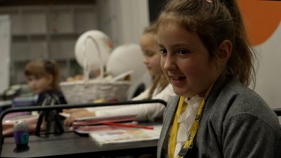 Діти вивчають світ через досліди та експерименти: як у гімназії Чернігова навчають за програмою «Країна знань» Діти вивчають світ через досліди та експерименти: як у гімназії Чернігова навчають за програмою «Країна знань»