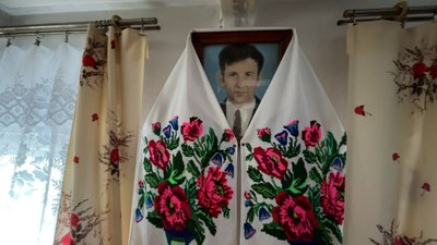 Майже 100 вишитих виробів за життя: історія 82-річного майстра з Чоповичів Майже 100 вишитих виробів за життя: історія 82-річного майстра з Чоповичів