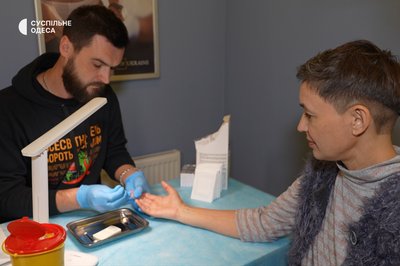 Одесити долучилися до масового тестування на ВІЛ та інфекції — як це було