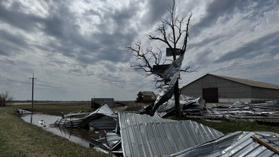 На Полтавщині через негоду пошкоджено понад 300 приватних домоволодінь На Полтавщині через негоду пошкоджено понад 300 приватних домоволодінь