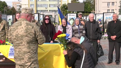попрощалися з військовим Максимом Пастуховим у Рівному попрощалися з військовим Максимом Пастуховим у Рівному