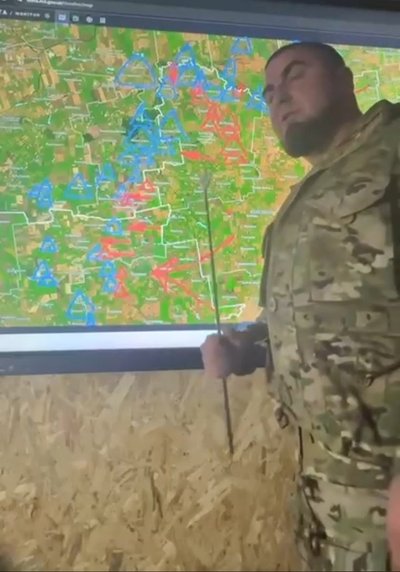 "Я показав все як є": полковник Манько заперечив, що опубліковані ним фото із мапами підпадають під гриф "таємно" "Я показав все як є": полковник Манько заперечив, що опубліковані ним фото із мапами підпадають під гриф "таємно"