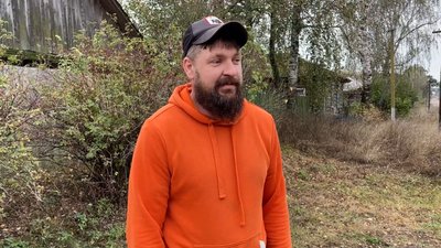 Без електрики, зв'язку та під обстрілами: як живуть люди села Архипівка на Чернігівщині, що за 2 км від кордону з РФ Без електрики, зв'язку та під обстрілами: як живуть люди села Архипівка на Чернігівщині, що за 2 км від кордону з РФ