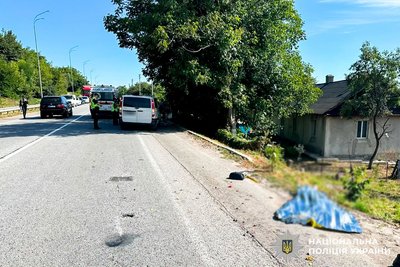 Загинула пішохідка на узбіччі дороги у ДТП на Рівненщині