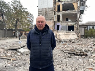 "Я не знаю, як ми без них будемо. Я не можу передати цей біль: історія родини, яка загинула в Запоріжжі через авіудар РФ "Я не знаю, як ми без них будемо. Я не можу передати цей біль: історія родини, яка загинула в Запоріжжі через авіудар РФ