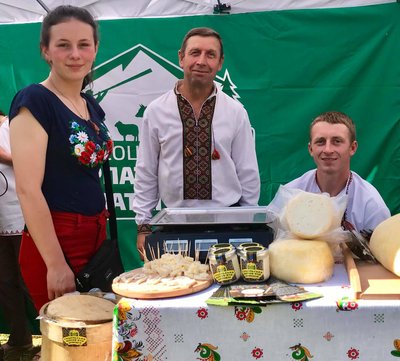 Родина Кермощуків Родина Кермощуків