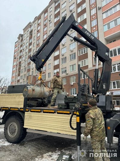 Вибухотехніки Нацполіції знешкодили близько 40 бойових частин крилатих ракет Вибухотехніки Нацполіції знешкодили близько 40 бойових частин крилатих ракет