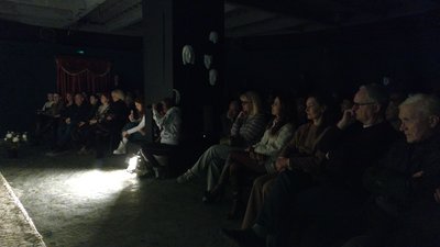 Вистава в укритті: у драмтеатрі у Чернігові відкрили андерсцену Вистава в укритті: у драмтеатрі у Чернігові відкрили андерсцену
