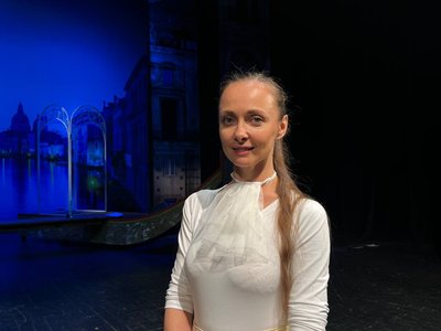 Вистава, театр, акторка Олена Складан-Демчук Вистава, театр, акторка Олена Складан-Демчук