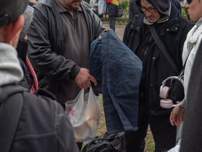 Чай, ліки і малювання: як в Одесі допомагають людям без дому Чай, ліки і малювання: як в Одесі допомагають людям без дому
