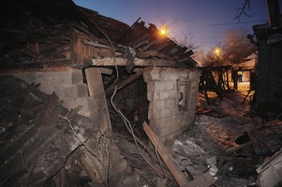 Зруйнований будинок внаслідок влучання КАБів у Слобідському районі Харкова, 19 січня 2026 року Зруйнований будинок внаслідок влучання КАБів у Слобідському районі Харкова, 19 січня 2026 року